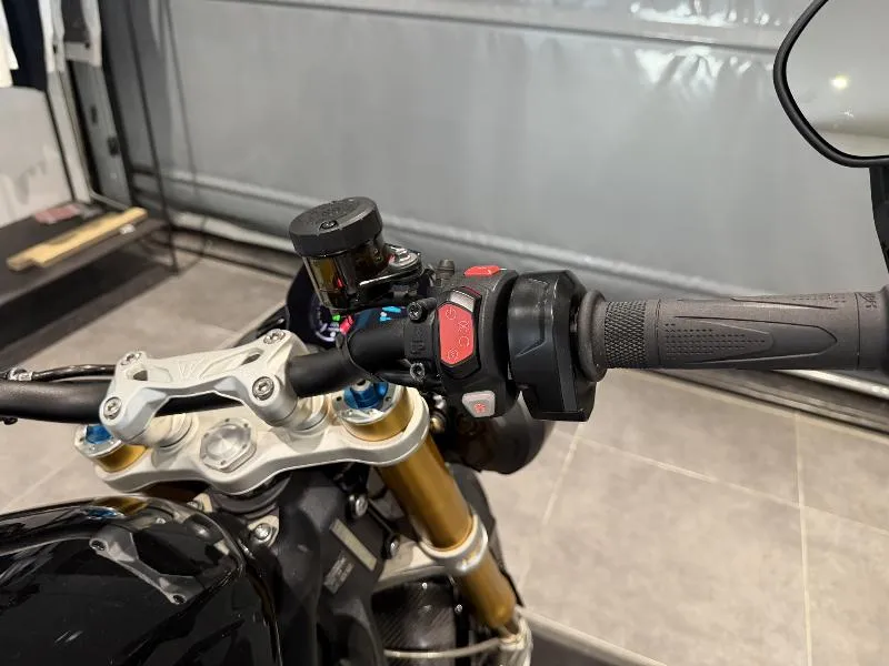 SPEED TRIPLE 1200 RS