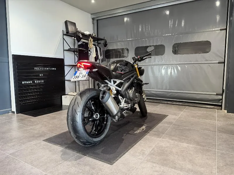 SPEED TRIPLE 1200 RS