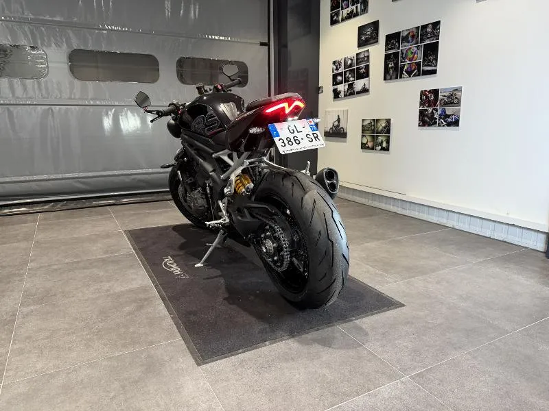 SPEED TRIPLE 1200 RS