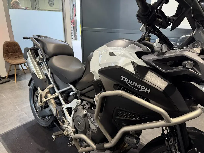 TIGER 1200 GT EXPLORER