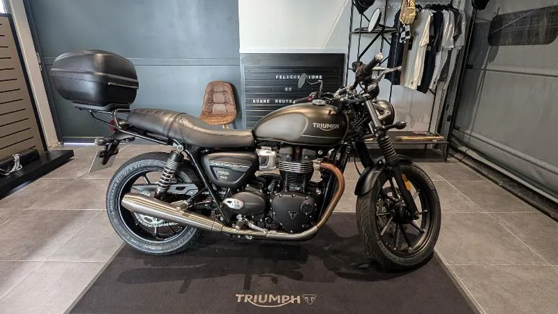 SPEED TWIN 900