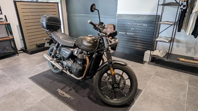 SPEED TWIN 900