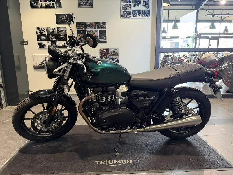 SPEED TWIN 900