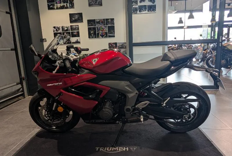 	DAYTONA 660