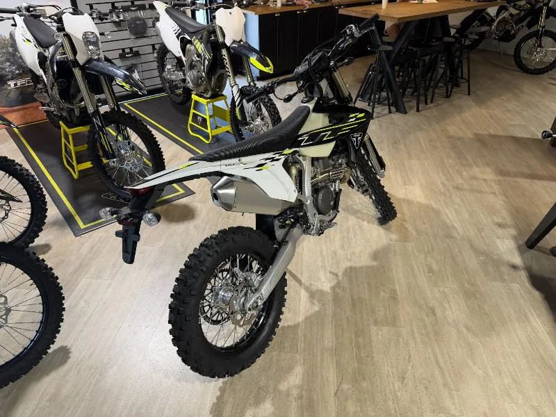 TF 450E