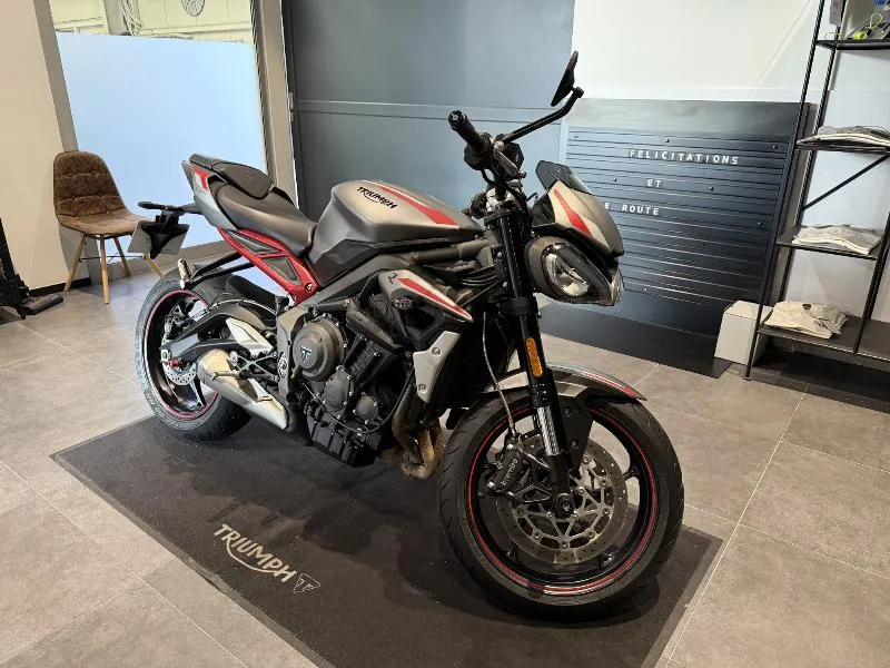 STREET TRIPLE 765 R