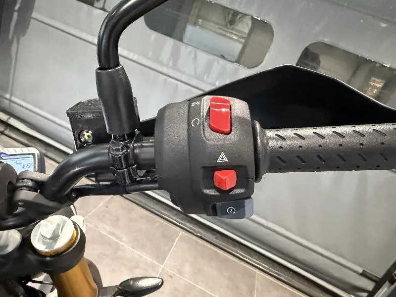 Scrambler 400 X