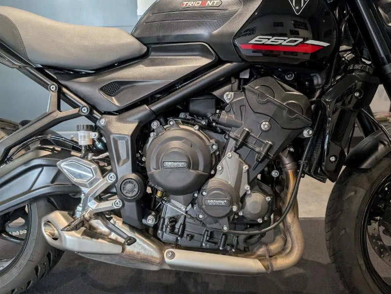 TRIDENT 660
