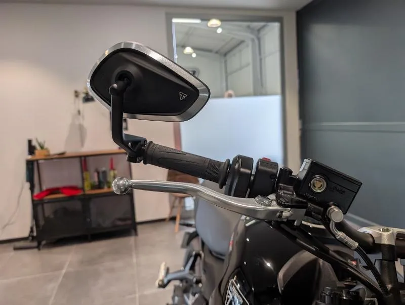 TRIDENT 660