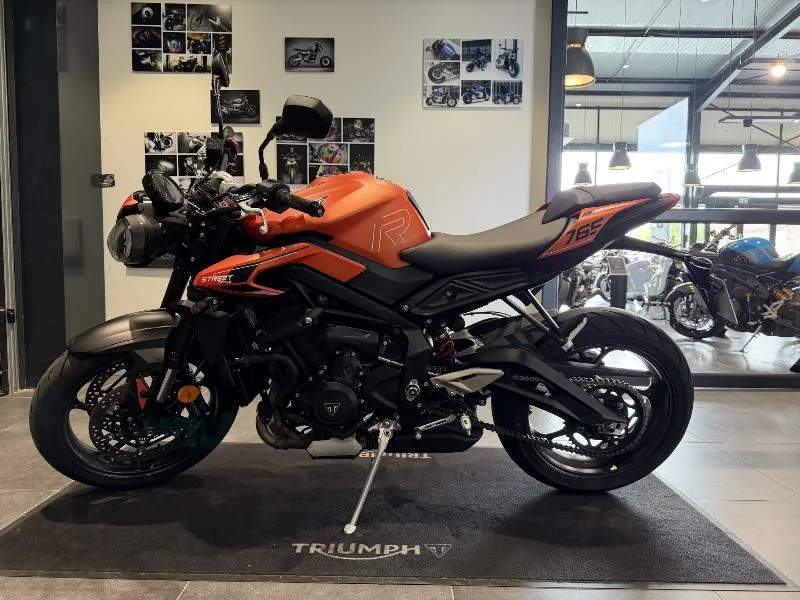STREET TRIPLE 765 R