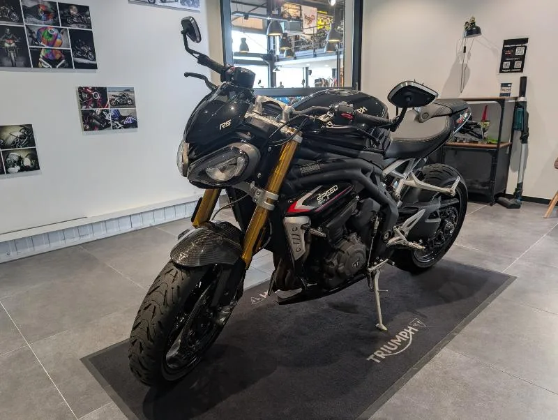 SPEED TRIPLE 1200 RS