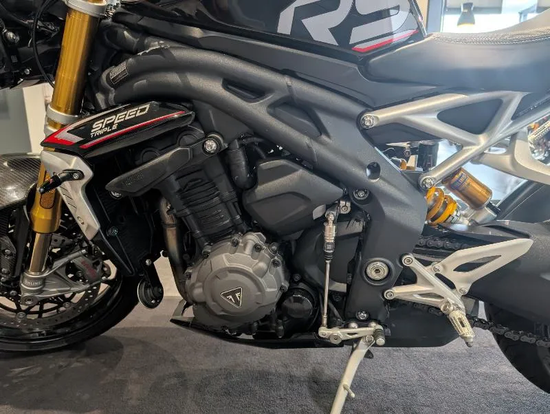 SPEED TRIPLE 1200 RS