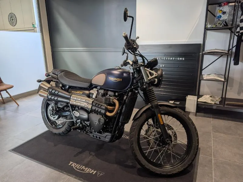 STREET SCRAMBLER 900