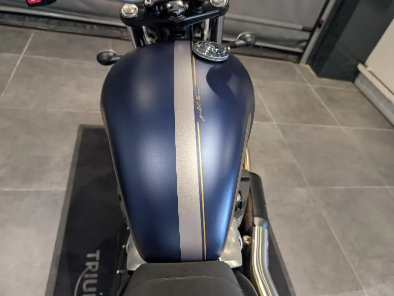 STREET SCRAMBLER 900