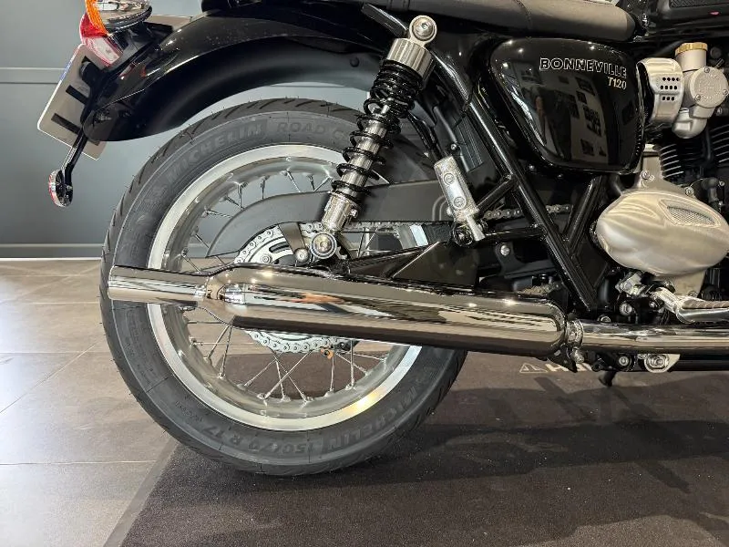 BONNEVILLE T120