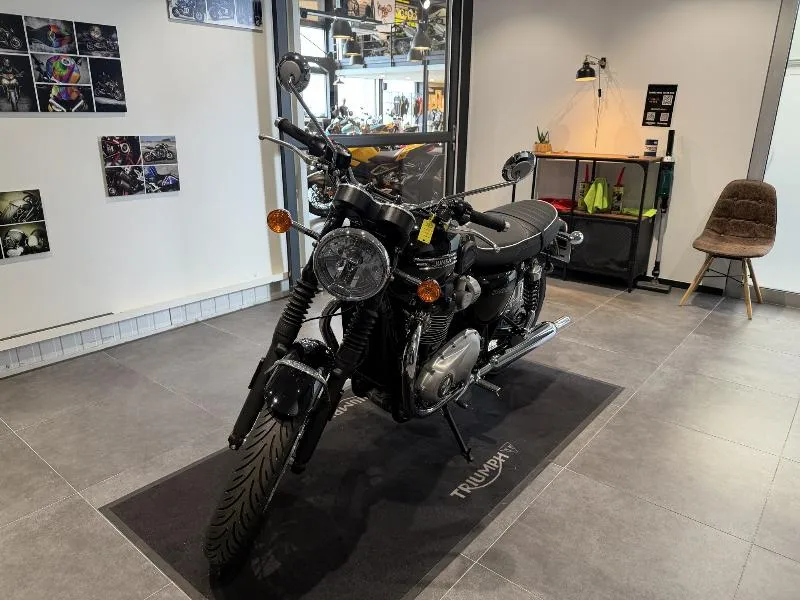 BONNEVILLE T120