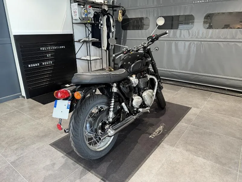BONNEVILLE T120