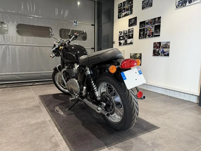 BONNEVILLE T120