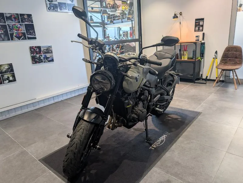 TRIDENT 660