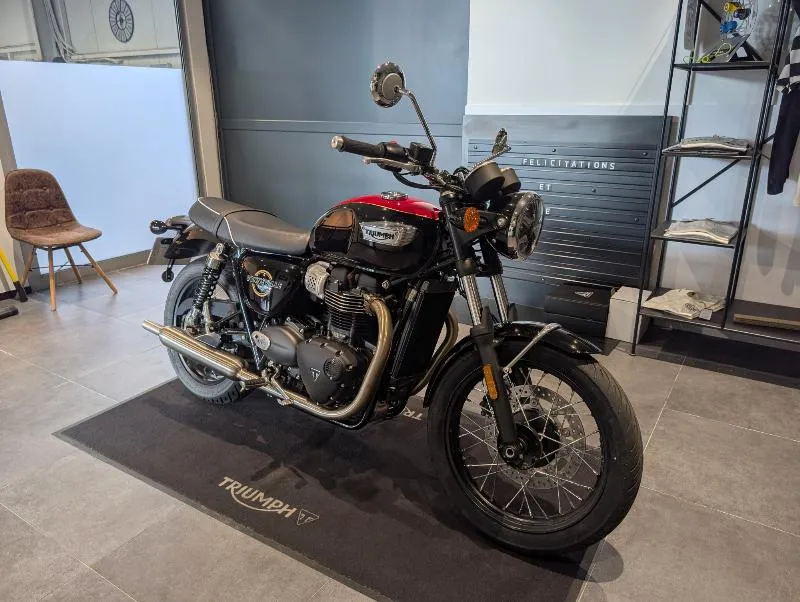 Bonneville T100