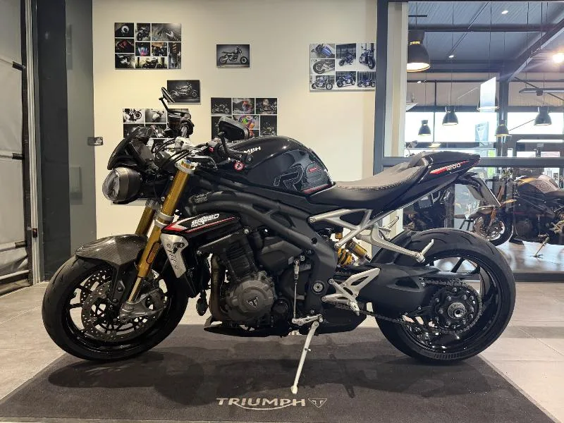 SPEED TRIPLE 1200 RS