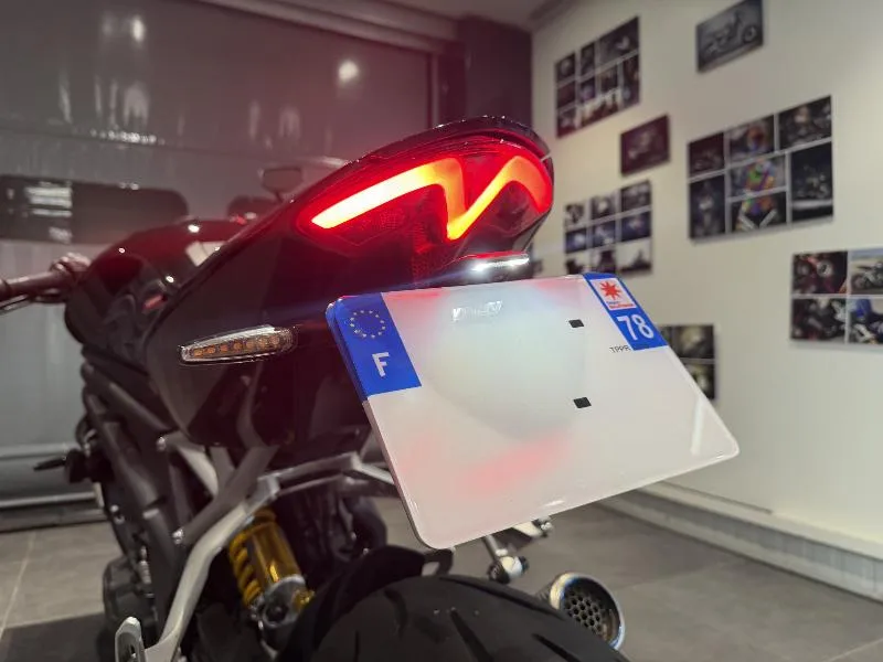 SPEED TRIPLE 1200 RS