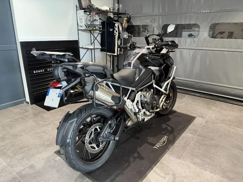 TIGER 1200 GT EXPLORER