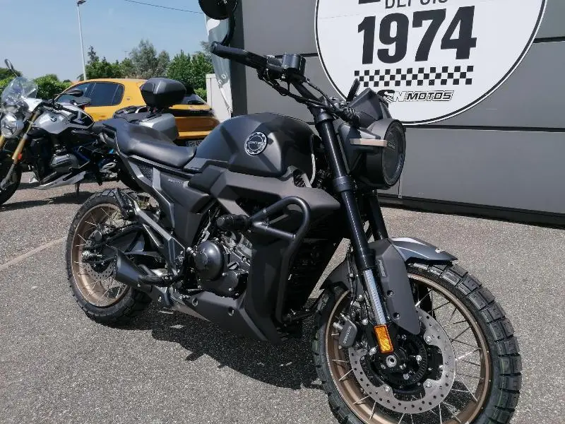125 SCRAMBLER X