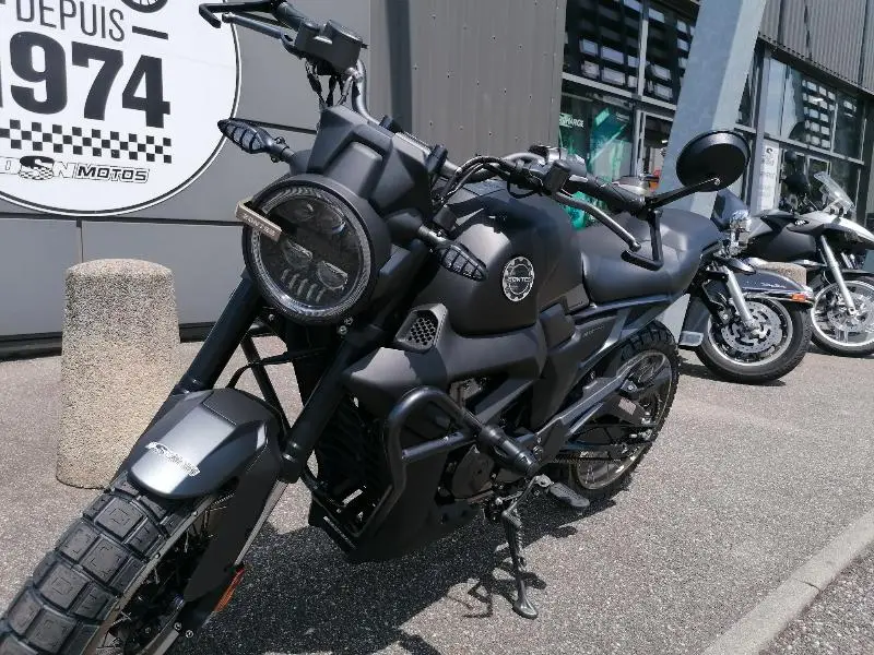 125 SCRAMBLER X