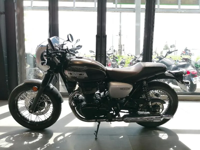 W 800