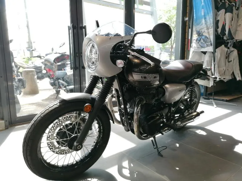 W 800