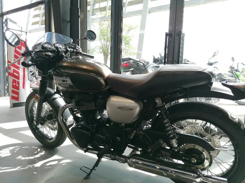 W 800
