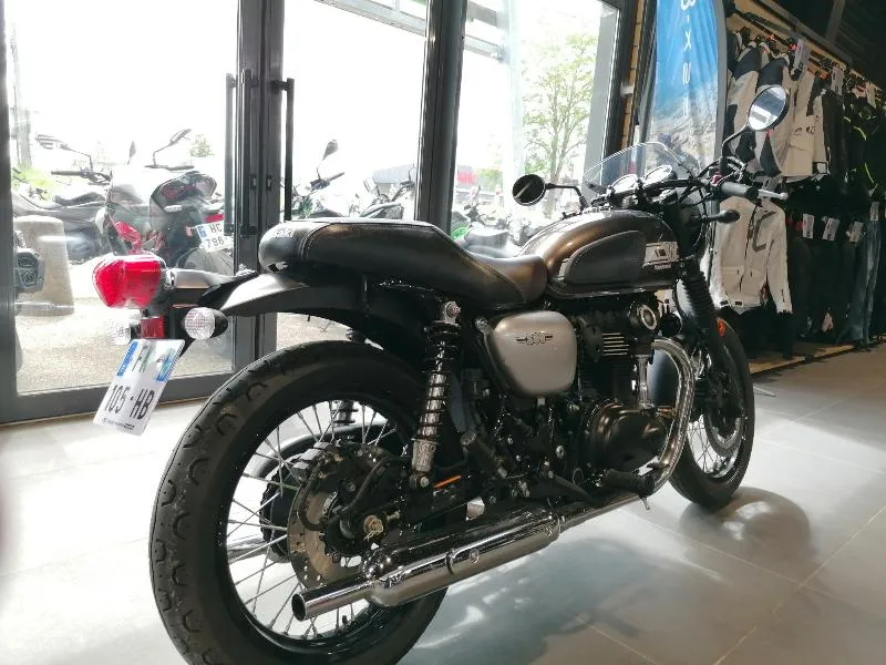 W 800