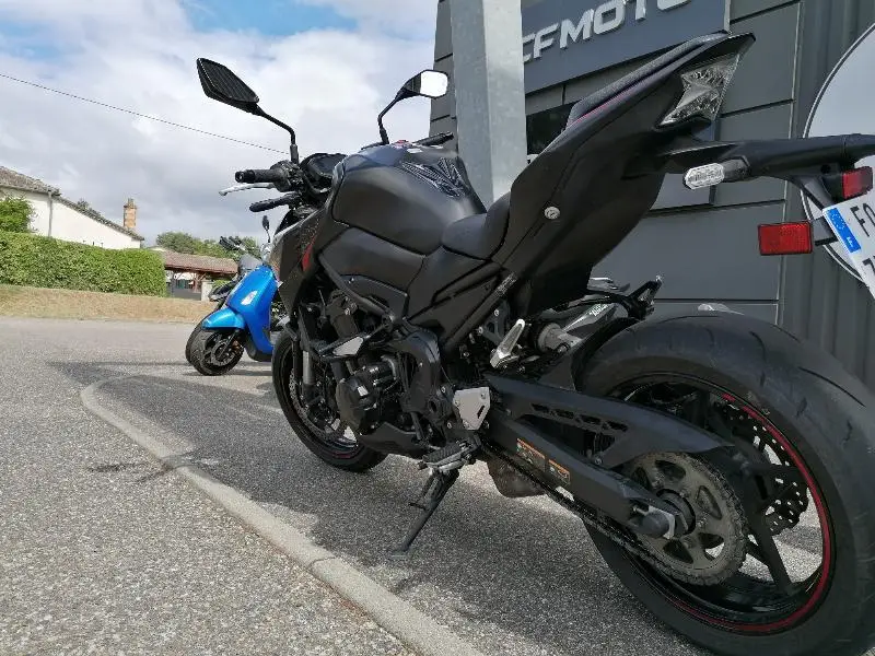 Z 900