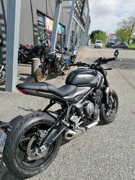 TRIDENT 660