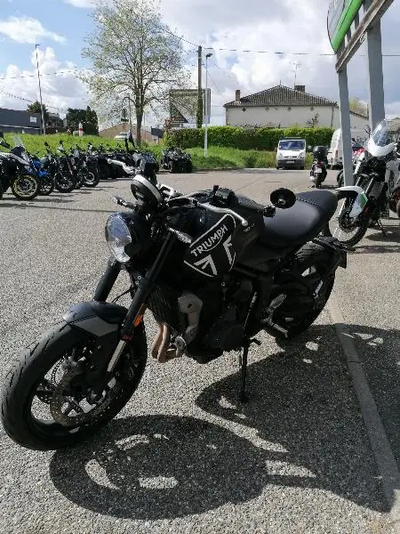 TRIDENT 660