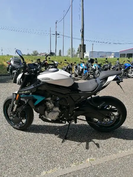 NK 675