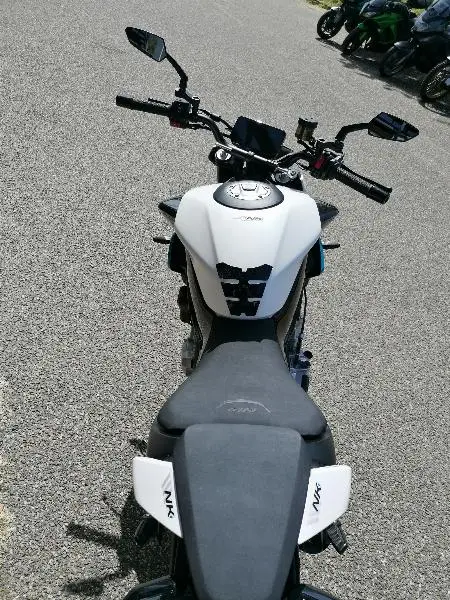 NK 675