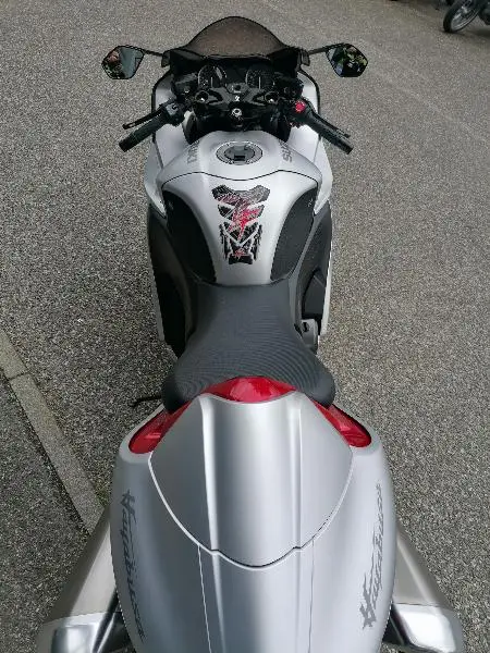 GSXR 1340 HAYABUSA