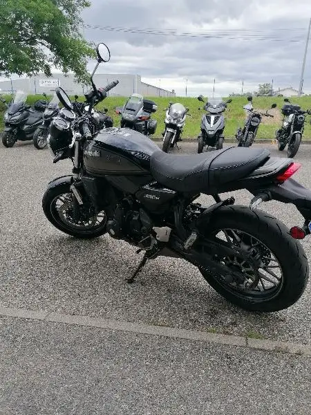 Z650  Z650