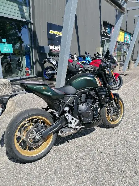 GSX8TT