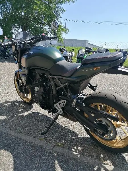 GSX8TT