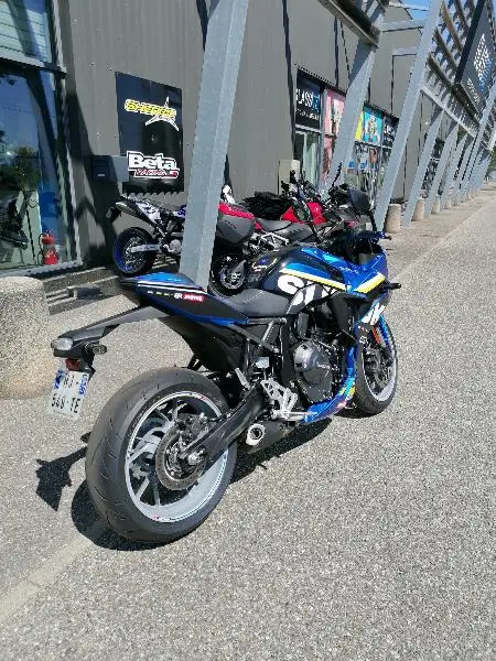 GSX8R