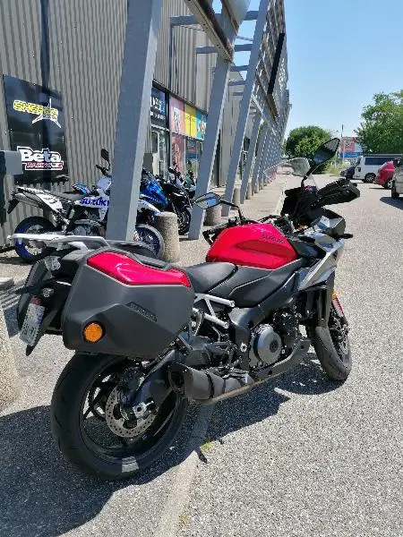 GSXS 1000 GX