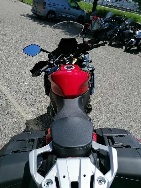 GSXS 1000 GX