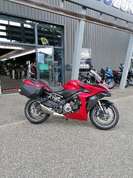 GSXS 1000 GT