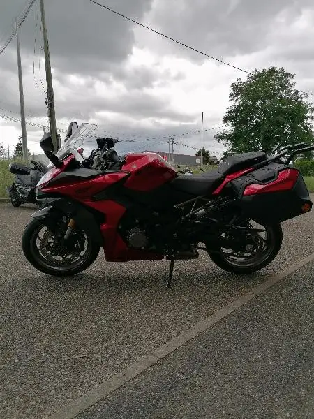GSXS 1000 GT