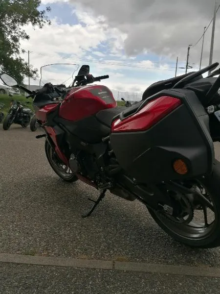 GSXS 1000 GT