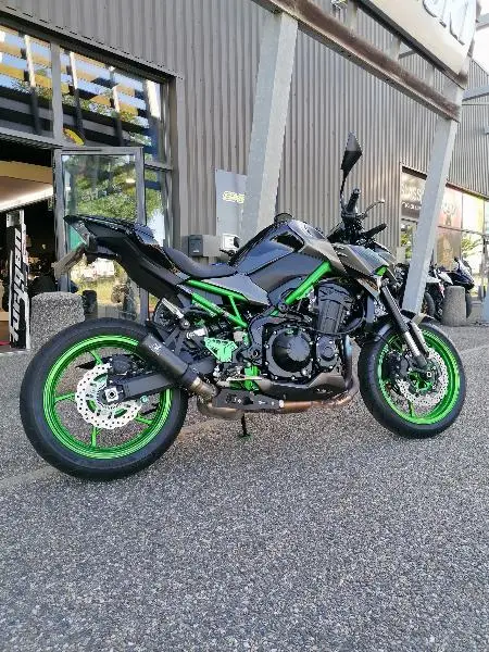 Z 900