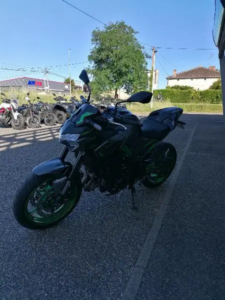 Z 900